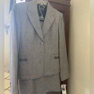 Brand new, never worn Kasper 2-piece suit